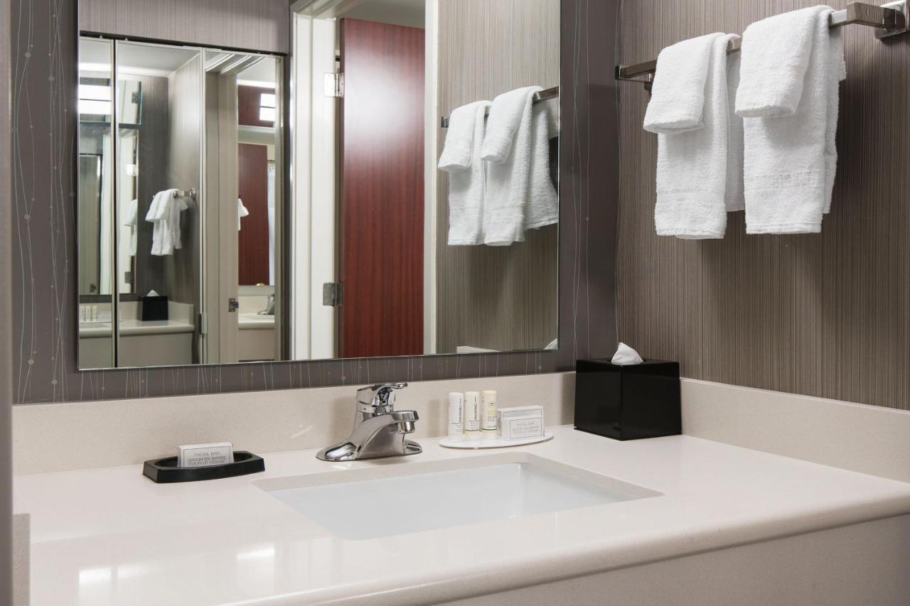 Courtyard By Marriott Seattle Federal Way Hotel Kültér fotó